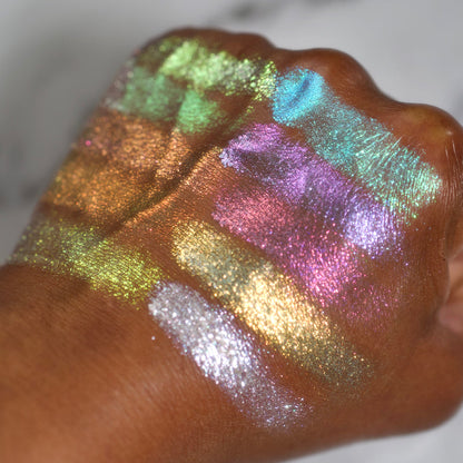 On Topper the World Palette