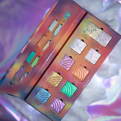 On Topper the World Palette